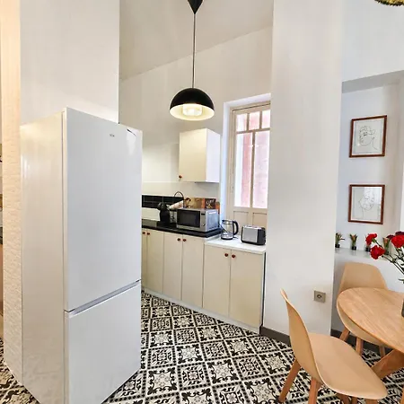 Alirena Mercado Central, Centro Apartment